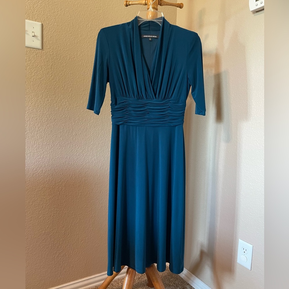 Elegant Teal Dress